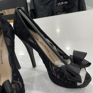 8 1/2 Chinese laundry heels